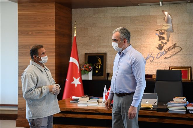 BAŞKAN ESEN´DEN O İŞÇİYE ÖDÜL