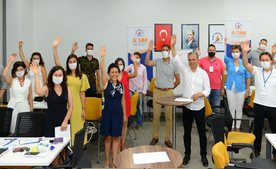 BAŞKAN UYSAL; 