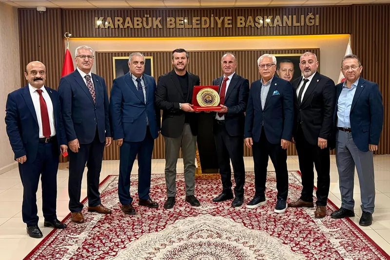 Türkiye Amatör Spor Kulüpleri Konfederasyonu Heyeti Karabük Belediye Başkanı