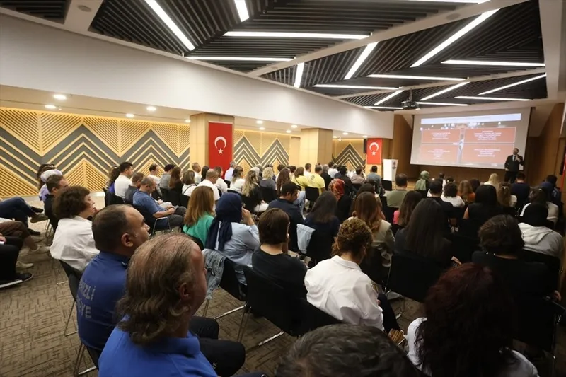 Denizli Büyükşehir Belediyesi Personeline KVKK Eğitimi Verildi