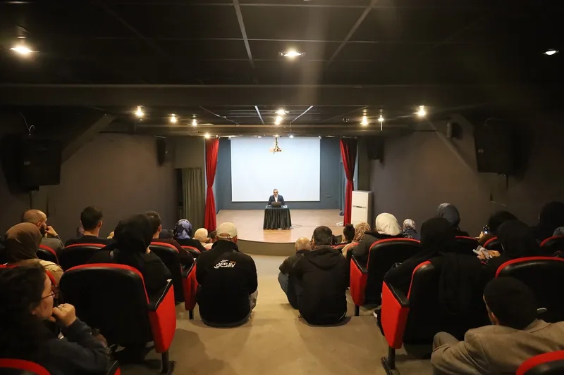 Büyükşehir Akademi