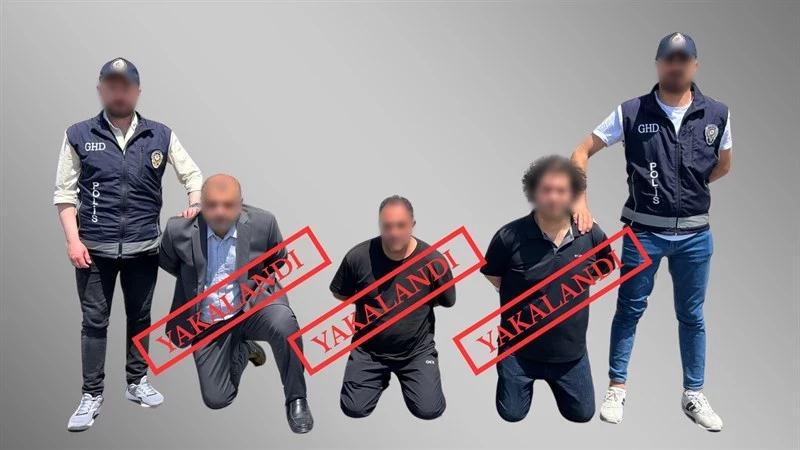 Bakanımız Sayın Ali Yerlikaya: “11 ülke tarafından 13’ü Kırmızı Bülten, 1’i Mavi Bülten, 9’u Difüzyon Mesajı ile aranan 23 şüpheliyi yakaladık”