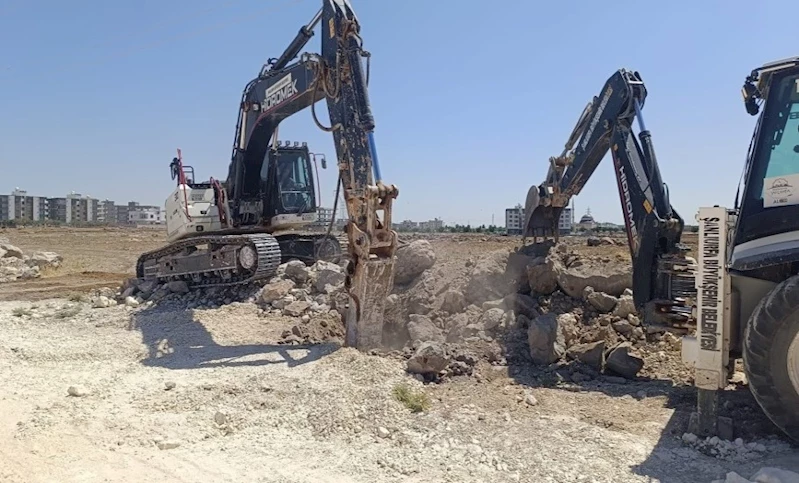 BÜYÜKŞEHİR, VİRANŞEHİR’İN ÇEHRESİNİ DEĞİŞTİRİYOR