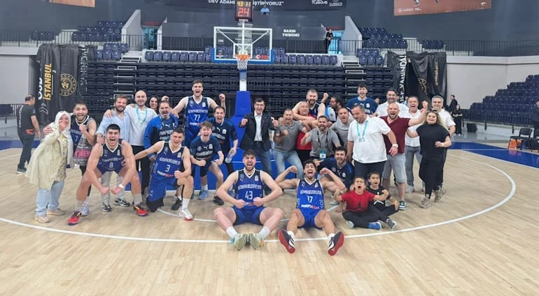 KÜTAHYA BELEDİYESPOR’UMUZ HEDEFE BELEDİYE BAŞKANIMIZ EYÜP KAHVECİ’NİN DESTEĞİYLE İLERLİYOR