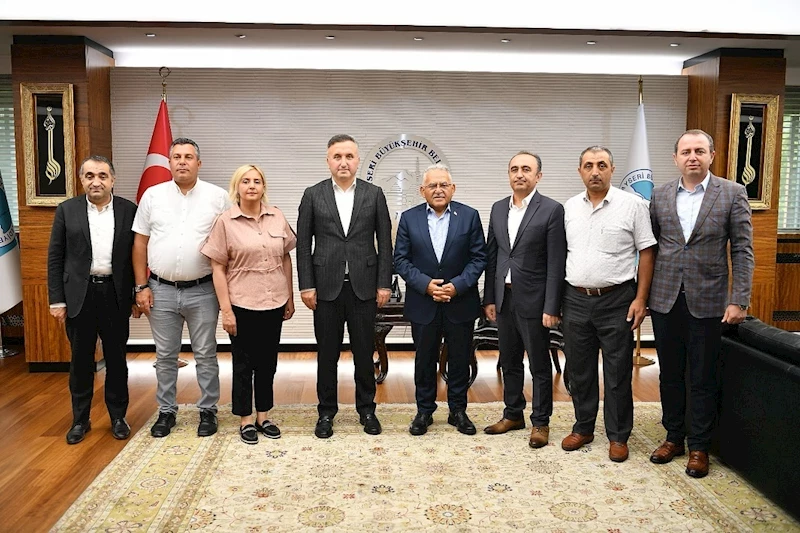 Eğitime Güç Veren Başkan Büyükkılıç’a Eğitim Camiasından Teşekkür